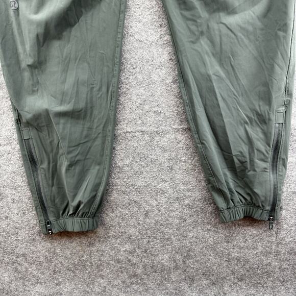 Lululemon Mens Surge Jogger Size S Green Performance Athleisure Stretch Gym - Picture 7 of 11